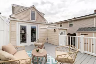 44 Paris St, Medford, MA 02155 - Photo 28