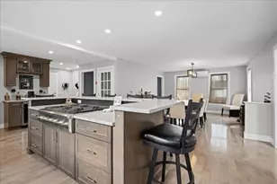 14 Goddard Dr, Auburn, MA 01501 - Photo 8