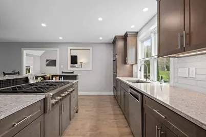 14 Goddard Dr, Auburn, MA 01501 - Photo 6