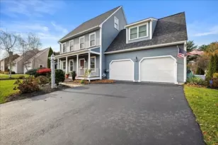 14 Goddard Dr, Auburn, MA 01501 - Photo 2