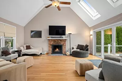 14 Goddard Dr, Auburn, MA 01501 - Photo 12