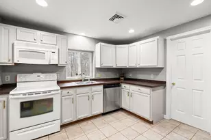 37 Highland St, Spencer, MA 01562 - Photo 10