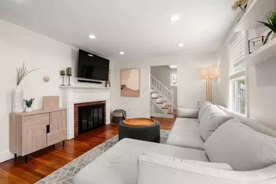 20 Pilgrim Rd, Reading, MA 01867 - Photo 6