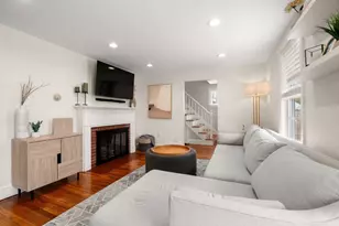 20 Pilgrim Rd, Reading, MA 01867 - Photo 6