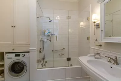 27 Hereford St, Boston, MA 02115 - Photo 22
