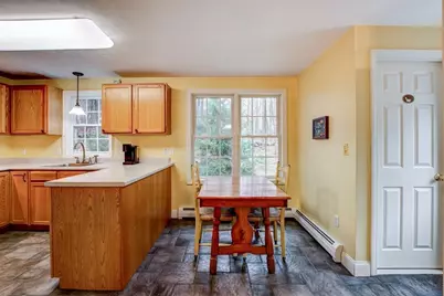 58 Castle Road, Fitchburg, MA 01420 - Photo 8