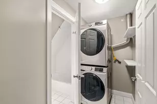 64 Webster St, Newton, MA 02465 - Photo 32