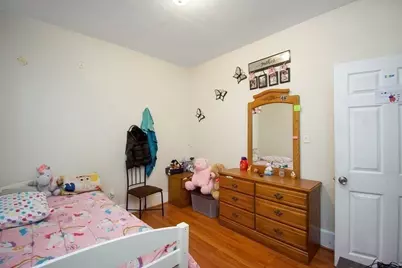 37 Benefit St, Worcester, MA 01610 - Photo 26