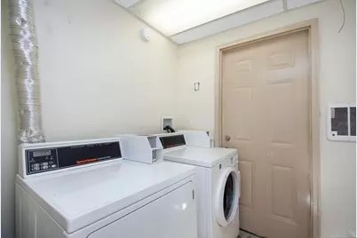 37 Benefit St, Worcester, MA 01610 - Photo 40