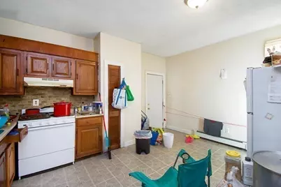 37 Benefit St, Worcester, MA 01610 - Photo 30