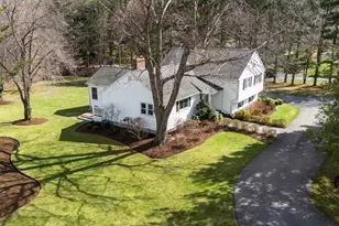 16 Blacksmith Dr, Medfield, MA 02052 - Photo 2