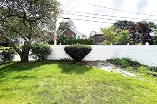 31 Grassmere Rd, Brookline, MA 02467 - Photo 24