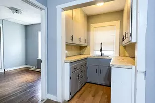 904 Main, Woburn, MA 01801 - Photo 1