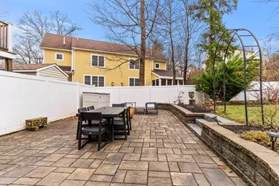 198 Low St #2, Newburyport, MA 01950 - Photo 22