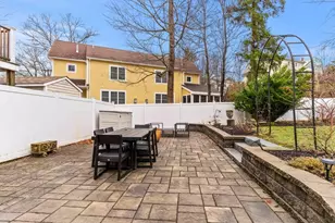 198 Low St, Newburyport, MA 01950 - Photo 22