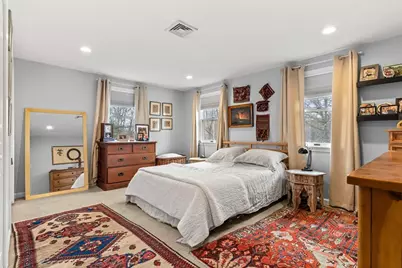 198 Low St #2, Newburyport, MA 01950 - Photo 14