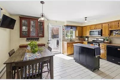 133 Friendship Street, Fall River, MA 02723 - Photo 12