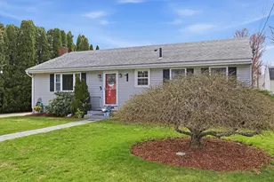 133 Friendship St, Fall River, MA 02723 - Photo 4