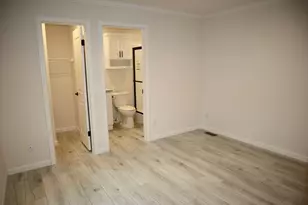 1346 Newport Ave, Attleboro, MA 02703 - Photo 8