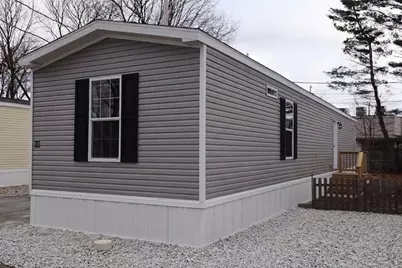 1346 Newport Ave #B22, Attleboro, MA 02703 - Photo 2