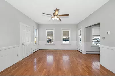 339 Lincoln St, Lowell, MA 01852 - Photo 8