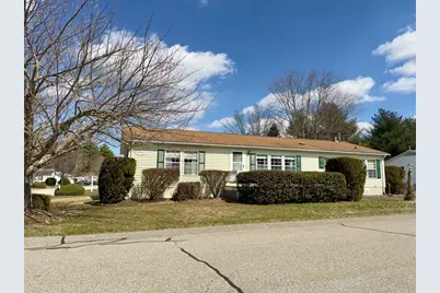 31 Trailwood Dr, Bridgewater, MA 02324 - Photo 2