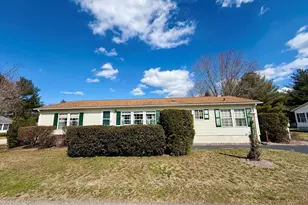 31 Trailwood Dr, Bridgewater, MA 02324 - Photo 1