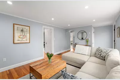 438 Mount Vernon St, Dedham, MA 02026 - Photo 10