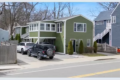 333 Merrimac St #1, Newburyport, MA 01950 - Photo 2