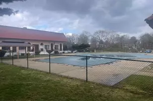 685 Oak St, Brockton, MA 02301 - Photo 4