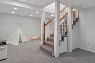 7 Oakdale Ave, Wellesley, MA 02482 - Photo 20