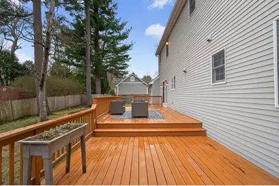 7 Oakdale Ave, Wellesley, MA 02482 - Photo 22