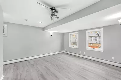 298 Collette St, New Bedford, MA 02746 - Photo 8