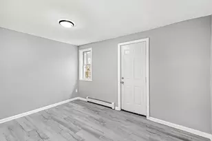 298 Collette St, New Bedford, MA 02746 - Photo 16