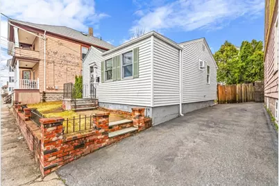 298 Collette St, New Bedford, MA 02746 - Photo 24