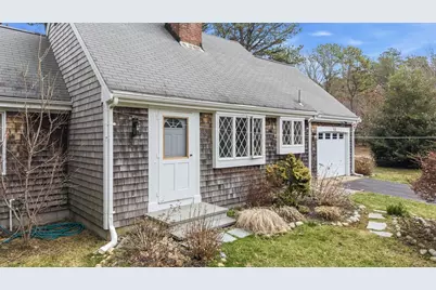 26 Windsor Rd, Sandwich, MA 02563 - Photo 2