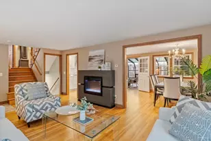 11 Ethelyn Cir, Maynard, MA 01754 - Photo 2