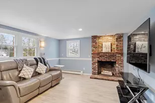 11 Ethelyn Cir, Maynard, MA 01754 - Photo 32