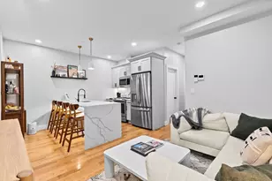 176 W Seventh St, Boston, MA 02127 - Photo 4
