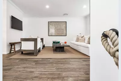 6 Summer St #D, Manchester by the Sea, MA 01944 - Photo 4