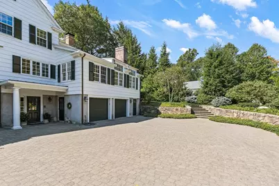 33 Hundreds Cir, Wellesley, MA 02481 - Photo 36