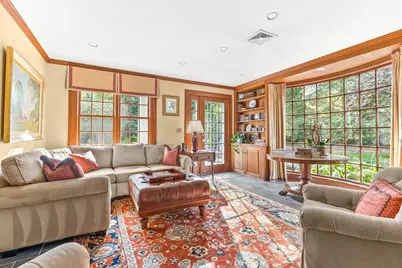 33 Hundreds Cir, Wellesley, MA 02481 - Photo 18