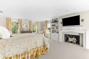 33 Hundreds Cir, Wellesley, MA 02481 - Photo 24