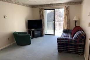 3 Bridgeview Cir, Tyngsborough, MA 01879 - Photo 2