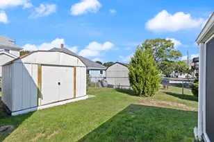 11 Riverside Ave, Quincy, MA 02169 - Photo 28