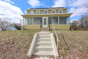 59 Lancaster St, Leominster, MA 01453 - Photo 2