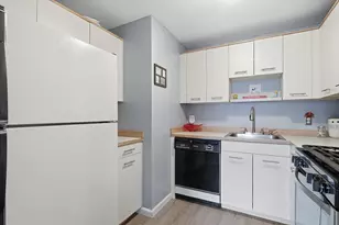 39 Lantern Ln, Dracut, MA 01826 - Photo 12