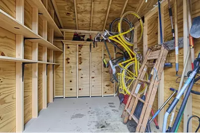 87 Bonad Rd, Brookline, MA 02467 - Photo 26