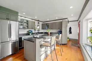 27 Standish St, Duxbury, MA 02332 - Photo 8