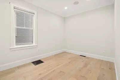 21 Peverell #1, Boston, MA 02125 - Photo 8